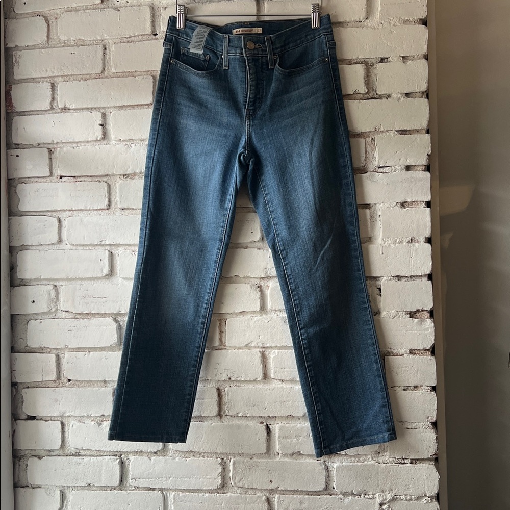 Classic Blue Women's levi Jeans style 314 SHAPING STRAIGHT
